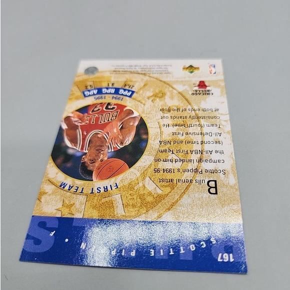 Scottie Pippen 1995 Upper Deck Chicago Bulls #167 Basketball Gold Trading Card - Picture 6 of 7